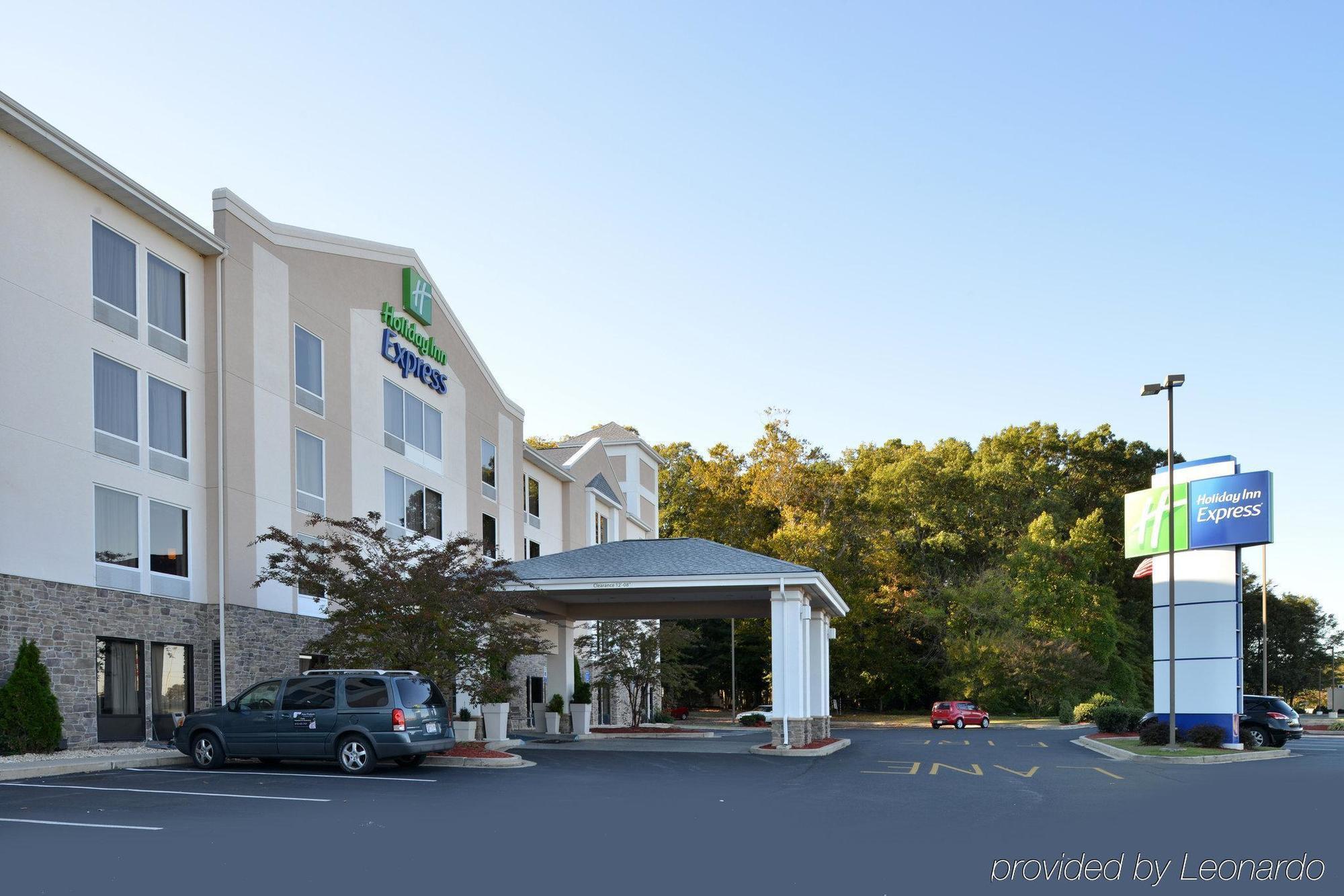 Holiday Inn Express Seaford-Route 13 Екстер'єр фото