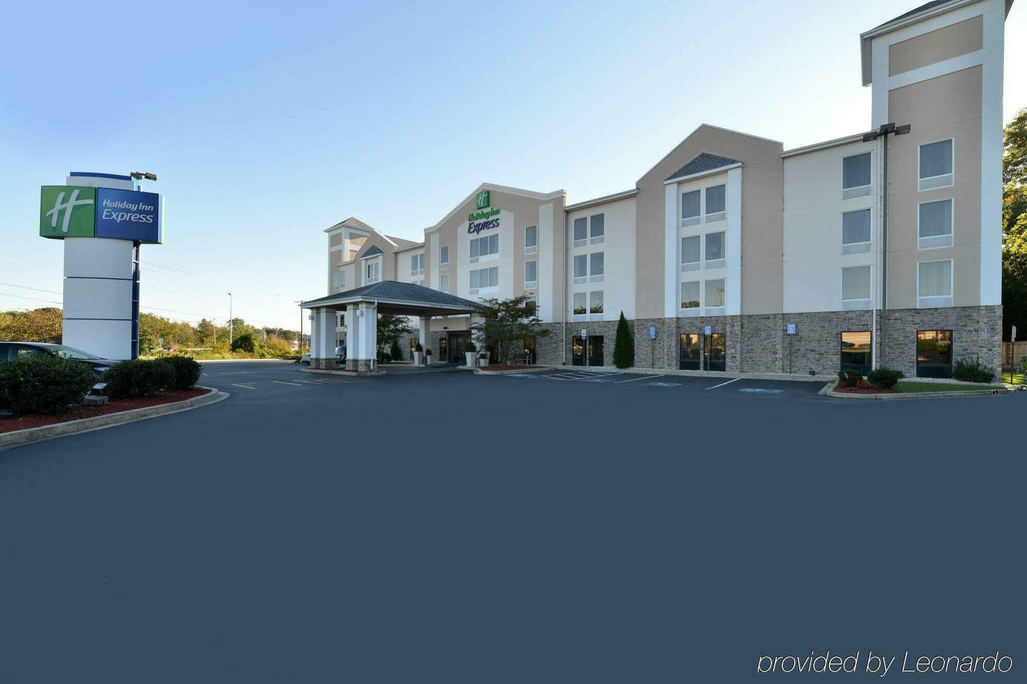 Holiday Inn Express Seaford-Route 13 Екстер'єр фото